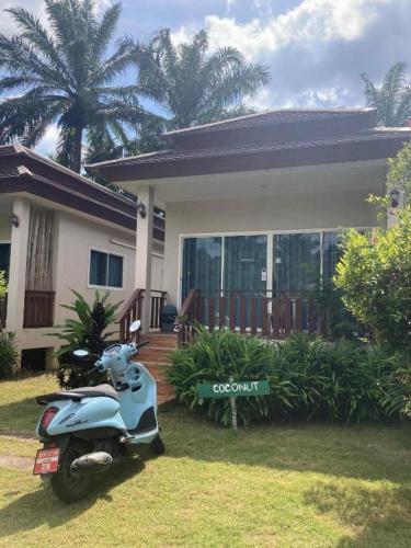 Lay Back Villa C2 with Kitchen & High speed Internet, Krabi