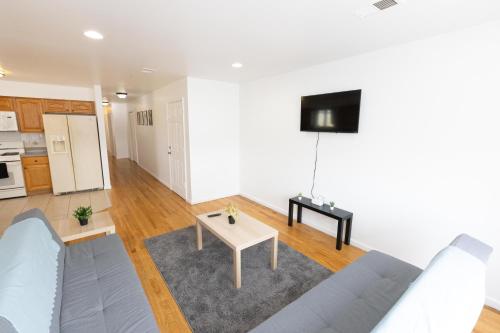 Elegant 3Bedroom Apt Close to NYC in Jersey City, USA