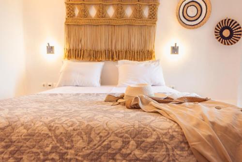 Villa Poppy Mykonos - Tap to explore photos
