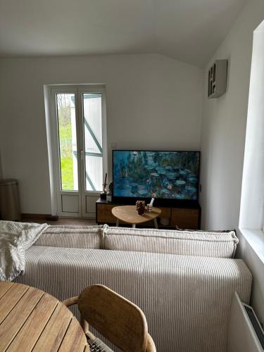 Le coin des hirondelles gîte à louer Herpy-l'Arlésienne