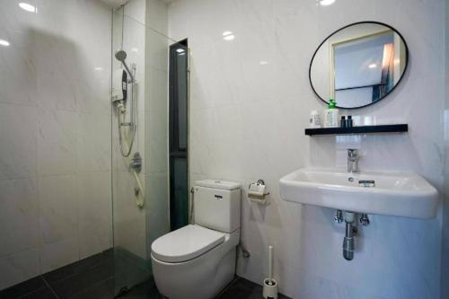 Reizz Residence Jalan Ampang - Two-Bedroom Apartment - image 8