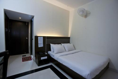Hotel Holy Gate
