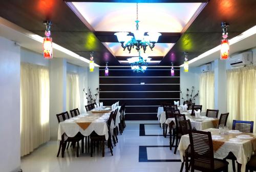 Hotel Holy Gate