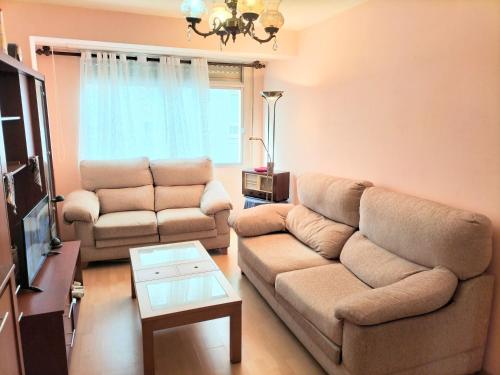 bonito apartamento en Ferrol podéis Llamar a Booking para dudas