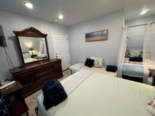 Nice 3 bedrooms apt 4 lovely group family 15 mins 2 NY City.