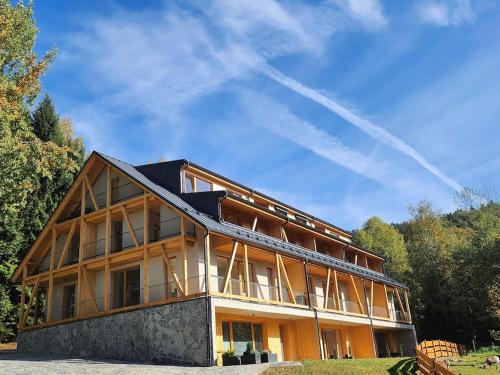 Krásný apartmán REFRINO v přírodě (Krasny apartman REFRINO v prirode) in ฮอยโซวาสตราช