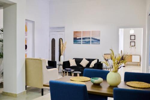 Stilvolle Wohnung I Smart-TV I 2 Balkone I Klimaanlage