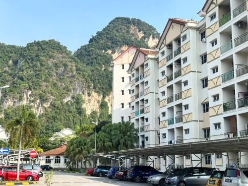 Sunway Alpine Suites near Onsen and Themepark Tambun Ipoh by IWH