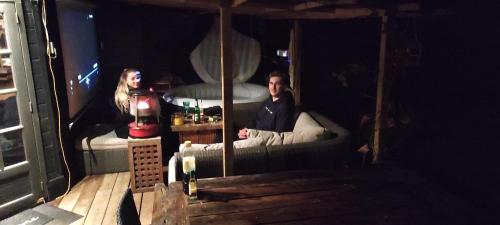 "Tempat Senang" chalet on the beautiful Veluwe with airco sauna bbq jacuzzi beamer and dog "Tempat Senang" chalet on the beautiful Veluwe with airco sauna bbq jacuzzi beamer and dog