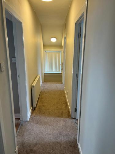Spacious Luxury 3 Bedroom Flat in Kirkcaldy, Fife in คิกคาล์ดี