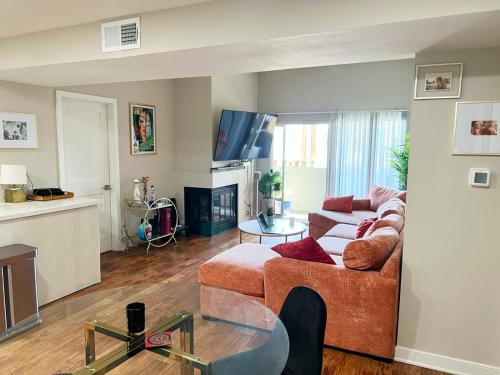 Luxury 2bed 2 bath West Hollywood