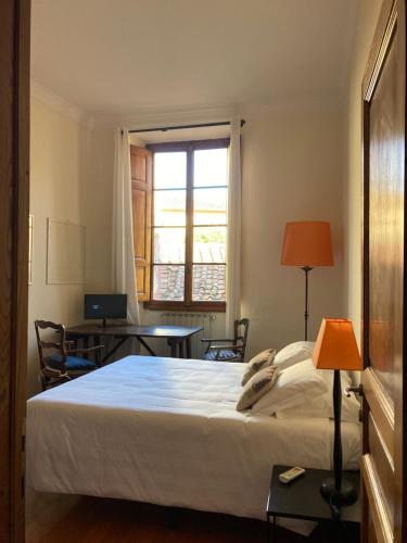 Ponte Vecchio flat with elevator, Florencie (fotografie 3)