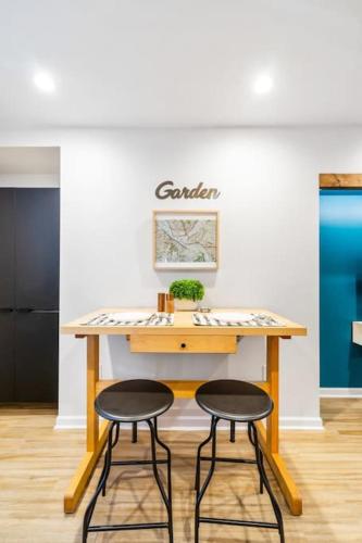New Garden Apartment in South Shore! in Pittsburgh, USA