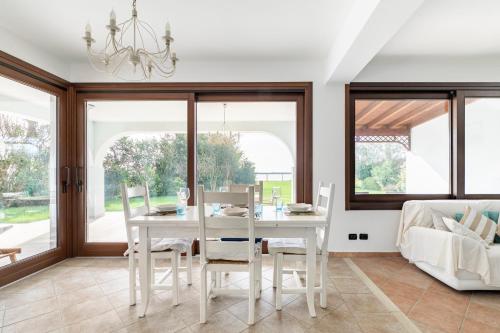 Serene Pool Villa on the Lagoon