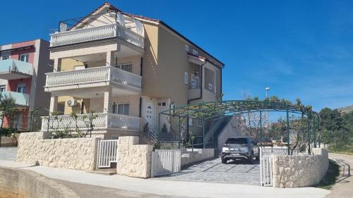 Apartment in Grebaštica 