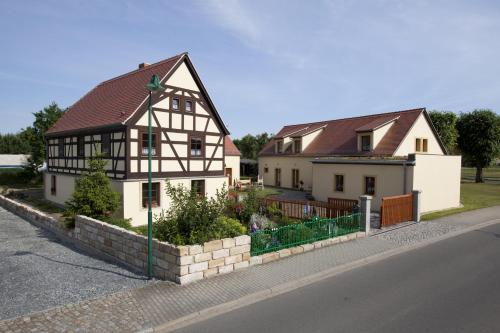 Pension Alte Schmiede - Zabeltitz