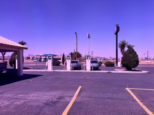 Days Inn by Wyndham Van Horn TX - image 11
