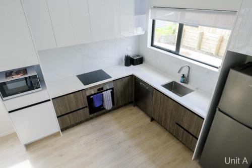 مطبخ, Modern Howick Town House Fibre WiFi Netflix in هوويك