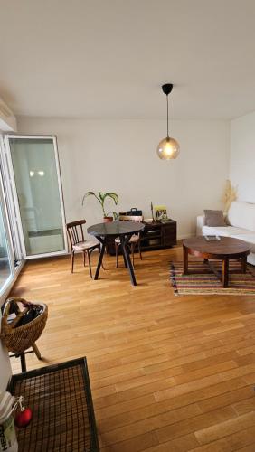 Superb apartment next to Paris - Location saisonnière - Bois-Colombes