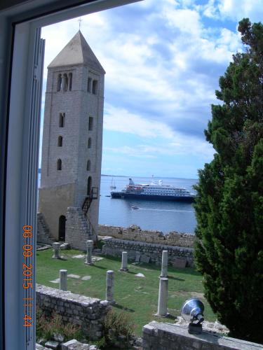 Apartment Nada Apartment Nada