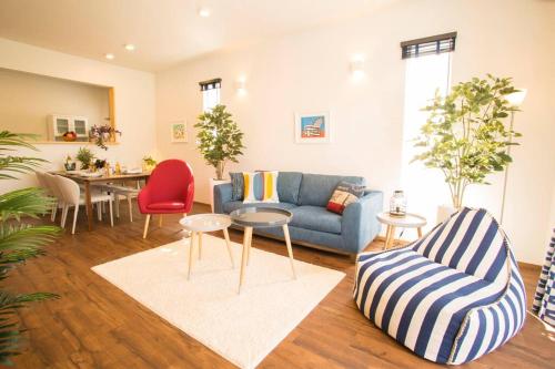 沖縄屈指のリゾートエリア恩納村の1棟貸し切り別荘へめんそーれ