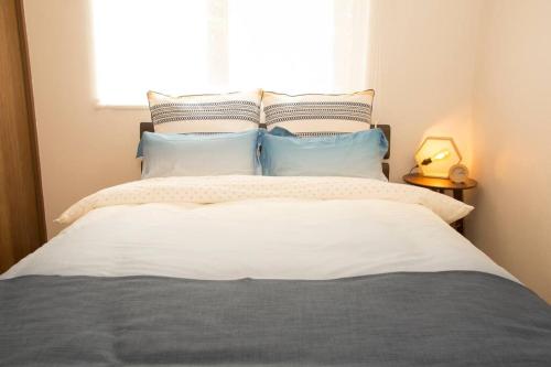 沖縄屈指のリゾートエリア恩納村の1棟貸し切り別荘へめんそーれ