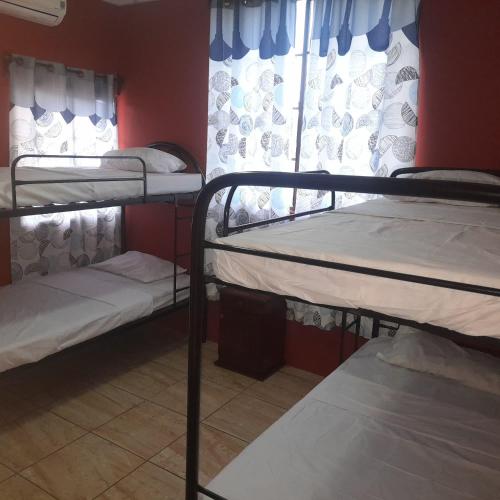 1 bunk bed