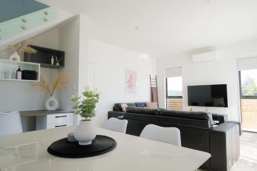 Modern Howick Town House Fibre WiFi Netflix in هوويك