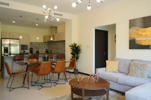 Modern apartment in levent in front of eagle beach
