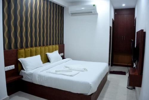 Hotel Ganga Amrit Haridwar Near Railway Station