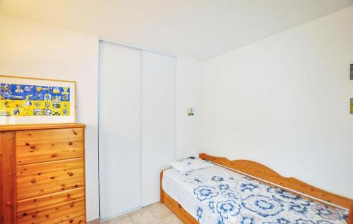 Three-Bedroom Holiday Home  image 6