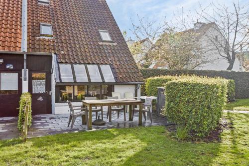 Two-Bedroom Holiday Home image 1
