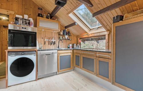 Kitchen, 3 Bedroom Pet Friendly Home In Ebeltoft in Femmoller