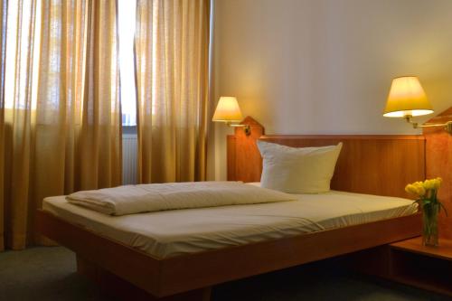 Fair Hotel am Rathaus - image 7