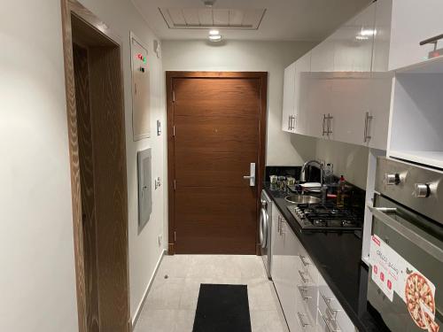 غرفه فندقيه للإيجار أبراج مول العرب Aeon Towers - image 2