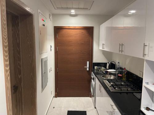 غرفه فندقيه للإيجار أبراج مول العرب Aeon Towers - image 6