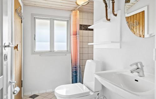 Beautiful Home In Fårvang With Sauna Beautiful Home In Fårvang With Sauna