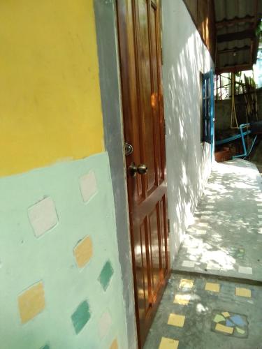 Male Dormitory Room room in Comon Bungalow HaadChaoPhao