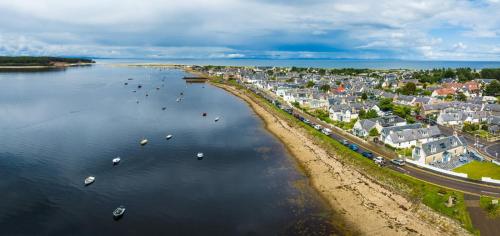 Nana Cottage , Findhorn Village in Форрс