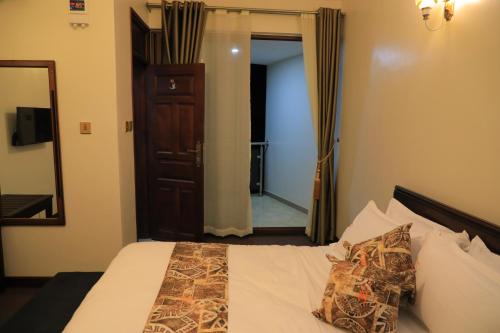 Superior Double Room image 3