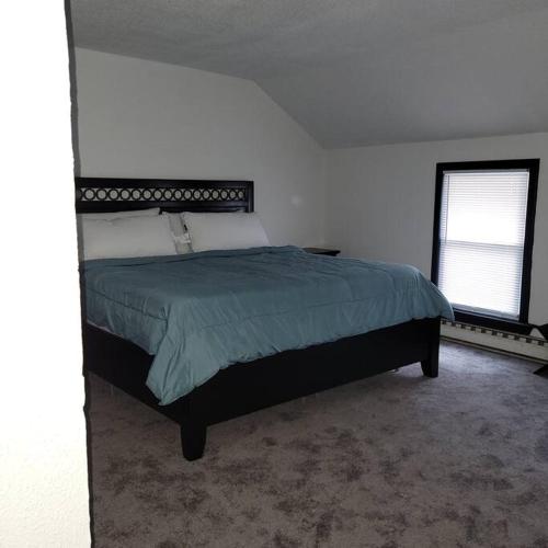 Entire house - 4 Bedroom-Enfield in Enfield, USA