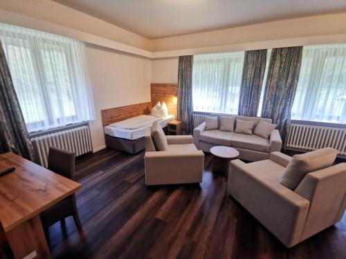 Heidehotel Soltauer Hof - image 6