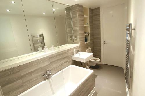 Birmingham City Centre, 2-bedroom Apartment, Birmingham (foto 8)