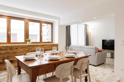Giordano Luxury Home, Florencie