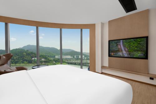 Suite, deluxe, grand, vistas al lago