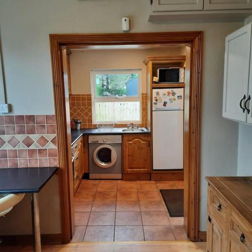 Cheerful three bedroom country cottage in Ballina
