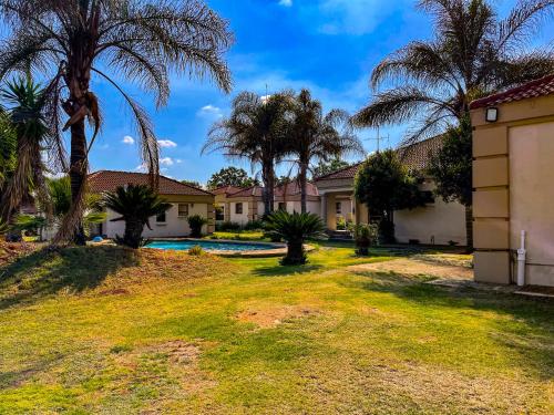 Jardin, Bobisemo Luxury Pretoria East Apartment in Tierpoort