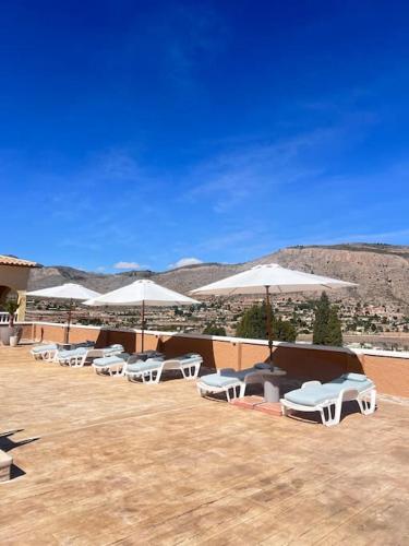Casa Duseña Estrella (Casa Dusena Estrella) in Hondon De Las Nieves