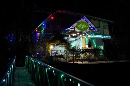 Wayanad Royal Stream, Kalpatta
