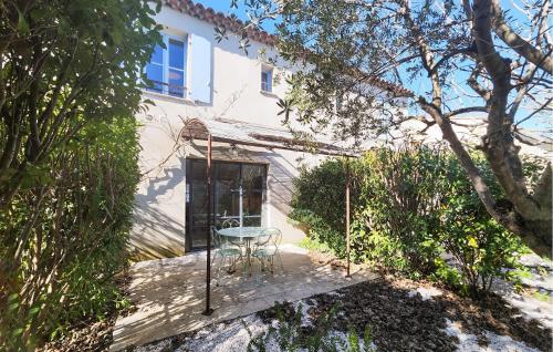 Two-Bedroom Holiday Home